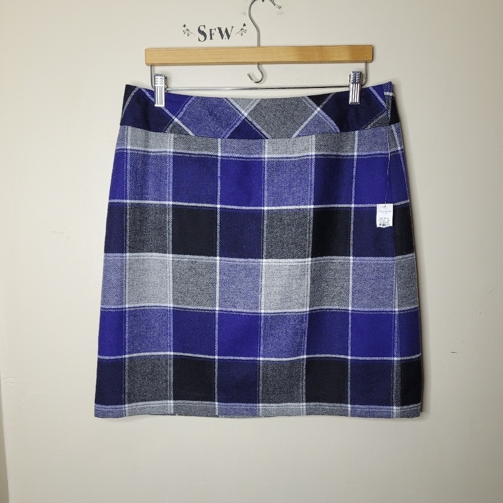 Talbots Plaid Knit Pencil Skirt NWT Size 12 - Picture 2 of 10